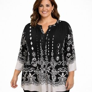 Serengeti cream and black tunic top. Size XL.